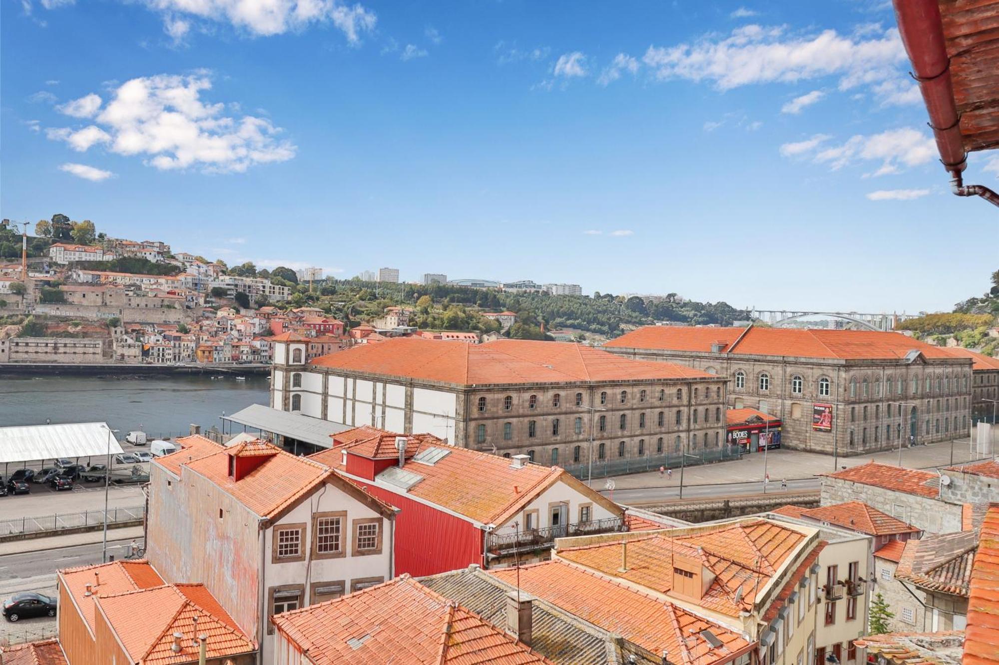 Porto Riverville Apartments エクステリア 写真
